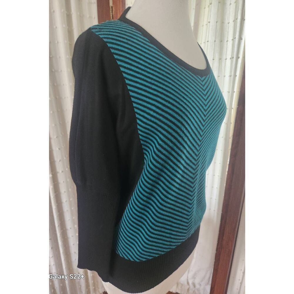 S22 Jon & Anna green/black striped sweater black sleeves & slimming sides Sz XL - Picture 3 of 8